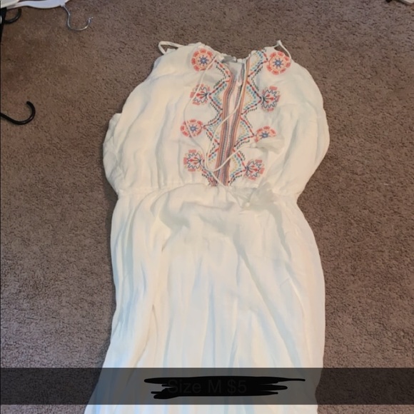 Dresses & Skirts - Dress